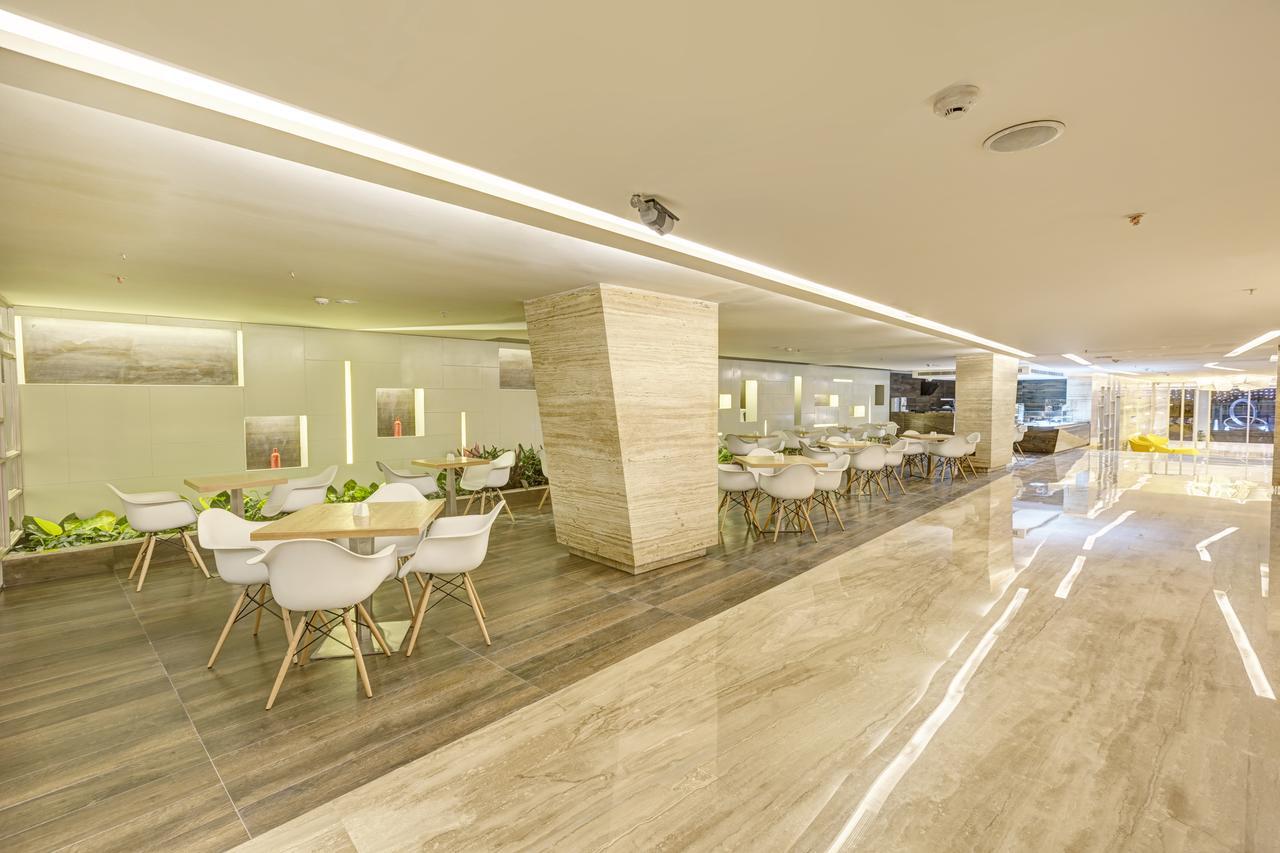 Attide Hotel Bangalore Exteriör bild